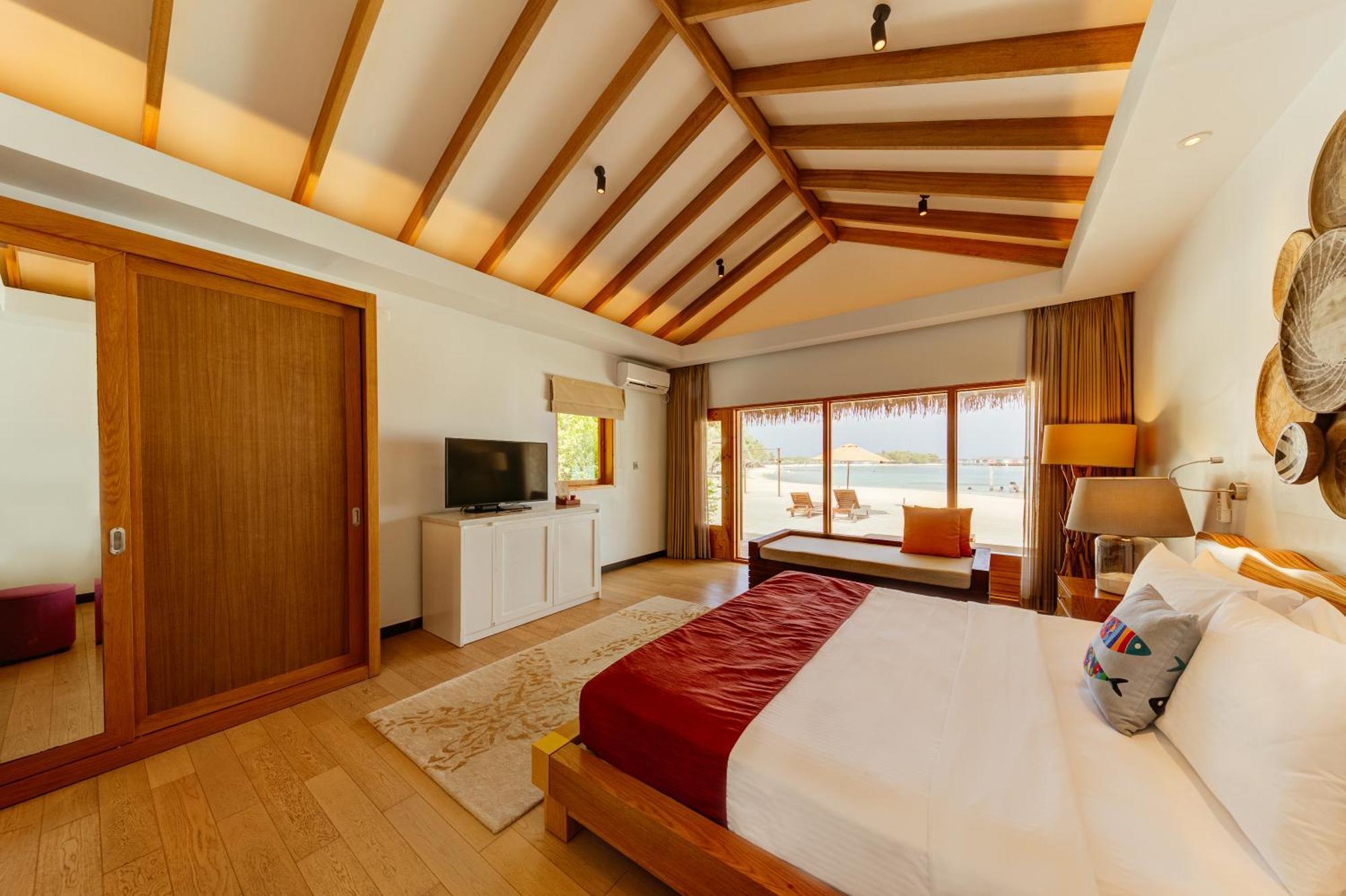 Курортный комплекс Cinnamon Dhonveli Maldives 4*