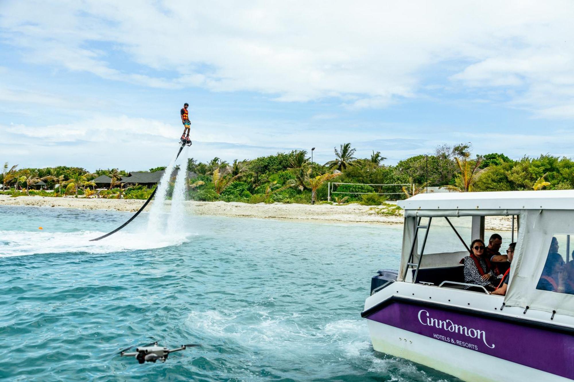 Cinnamon Dhonveli Maldives 4*