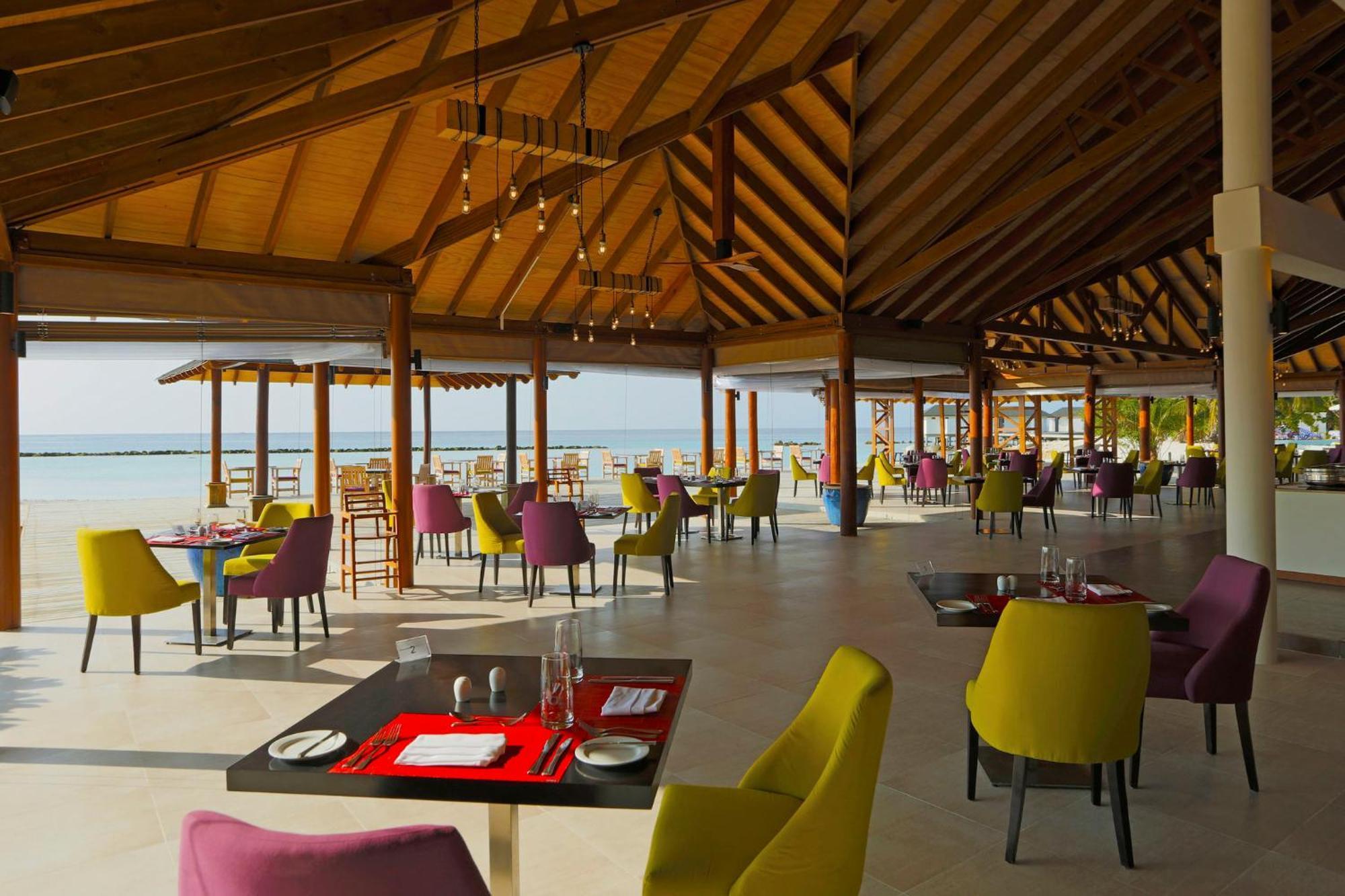 Cinnamon Dhonveli Maldives Курортный комплекс Мале